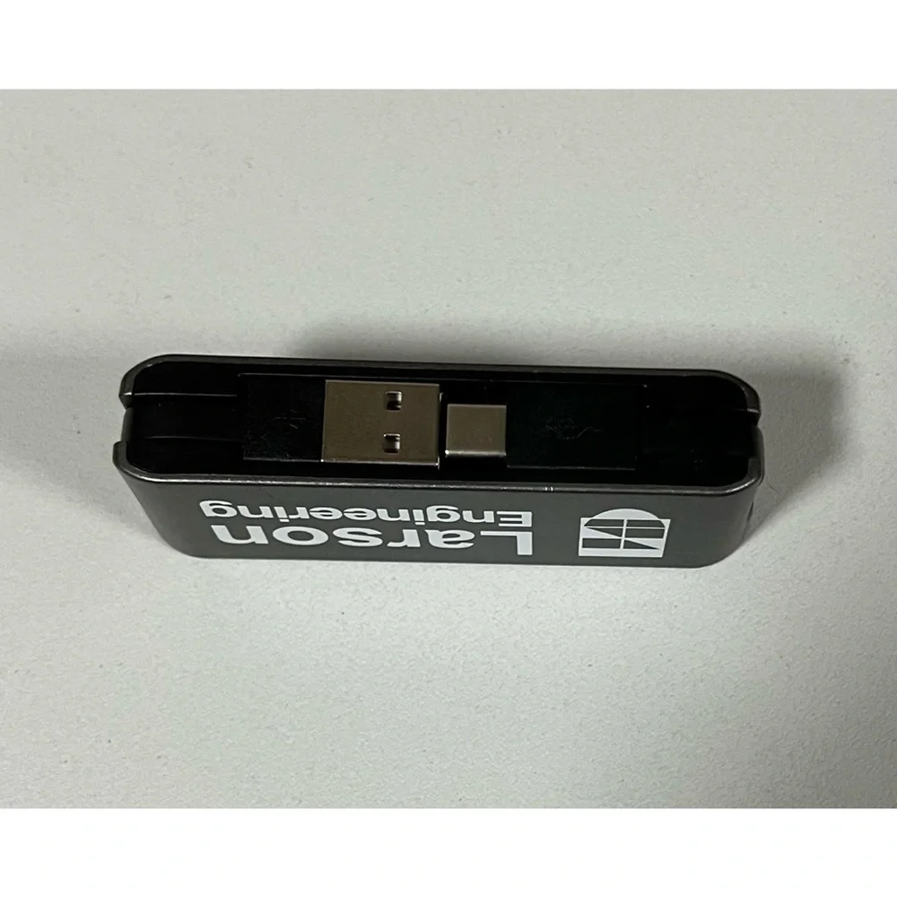 Larson Engineering 4-Port USB Pocket-Sized Pocket-Hub Data Adapter for Computer💻